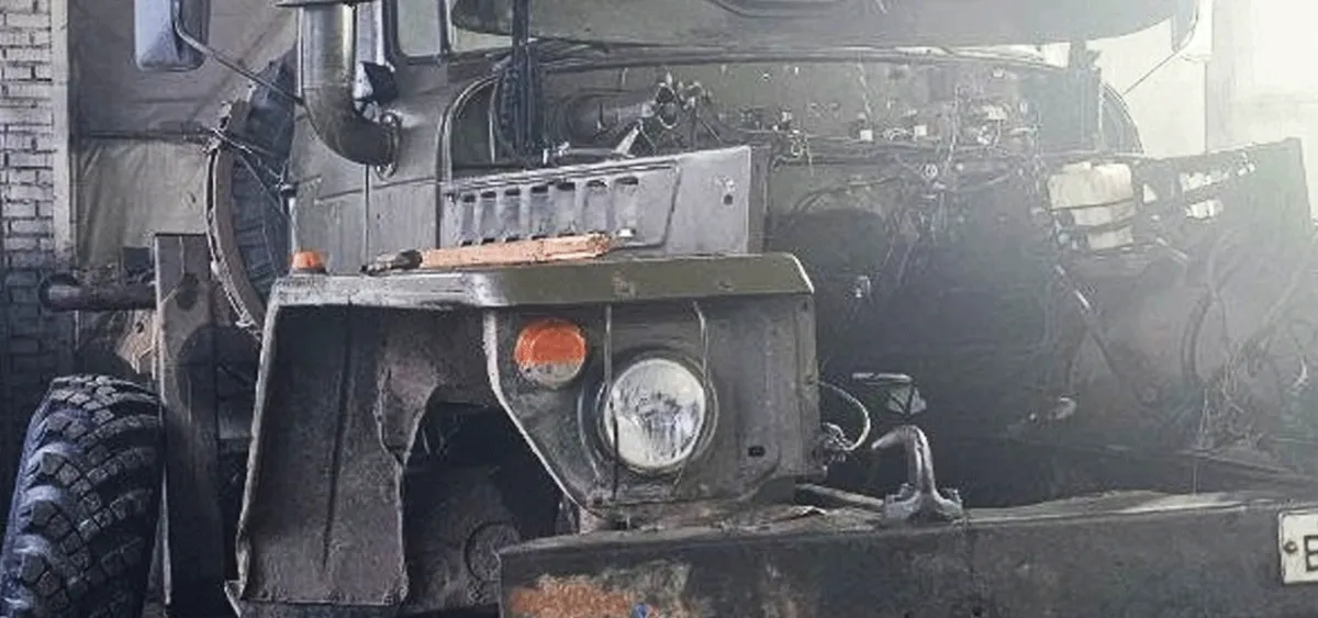 В ремонт поступил очередной боец — УРАЛ с двигателем КАМАЗ‑740 V8 в Вологде!